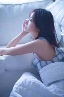 忘记穿内裤被同桌C到高潮APP